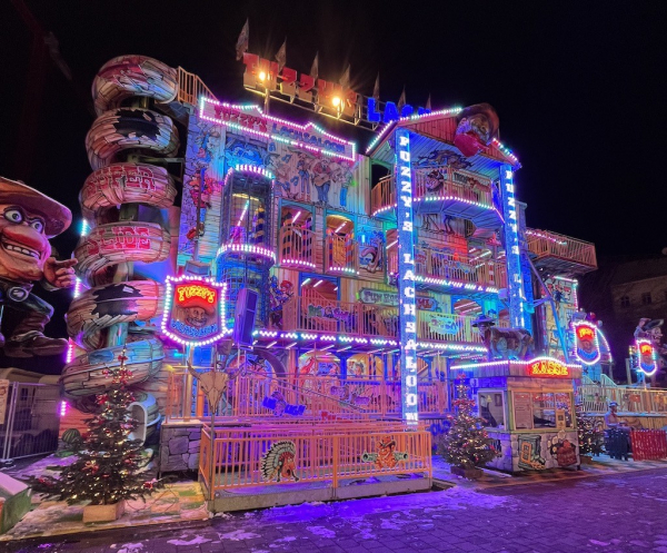 Fuzzy's Lachsaloon auf dem Hamburg DOm