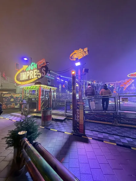 Break Dancer auf dem Hamburger Winterdom 2025