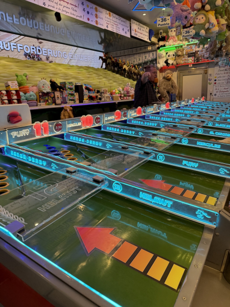 Eindrücke vom Hansa Derby - Pferderennen auf dem Hamburger Dom
