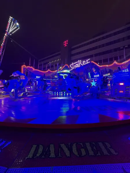 Shaker Hamburger Dom