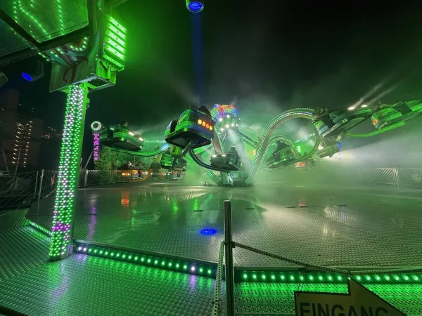 XXL Krake Hamburger DOm